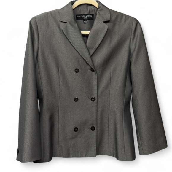 Lifestyle Attitude Jackets & Blazers - Lifestyle Attitude Gray Double-Breasted Blazer, Size 6